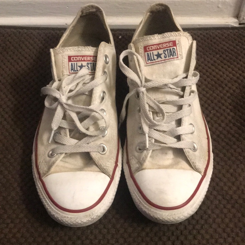 Converse Low Tops